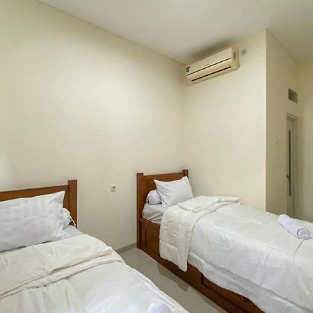 Nipa Guest House Near Universitas Widyagama Mitra Reddoorz Blimbing  Kültér fotó